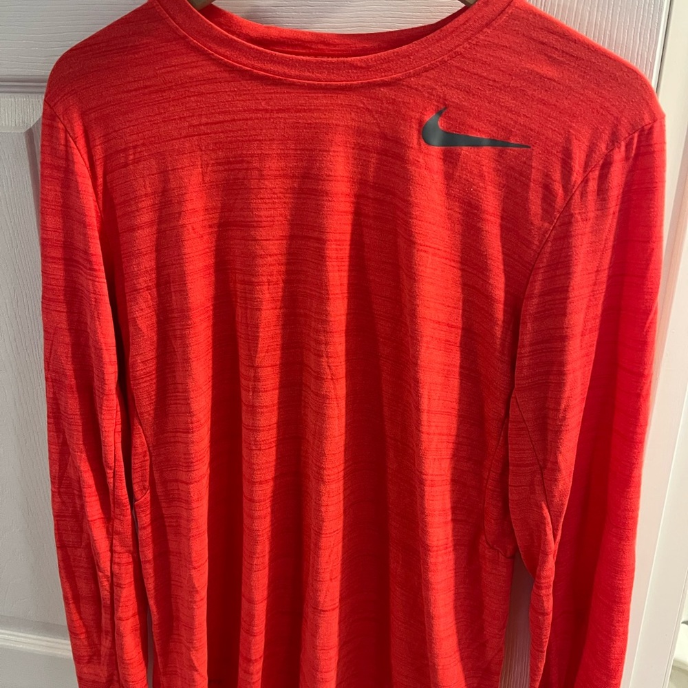 Men’s Red Nike Dri-Fit Long Sleeve T Shirt Medium